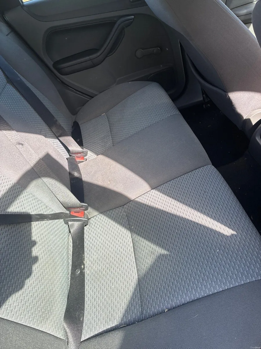 Ford focus - Image 4