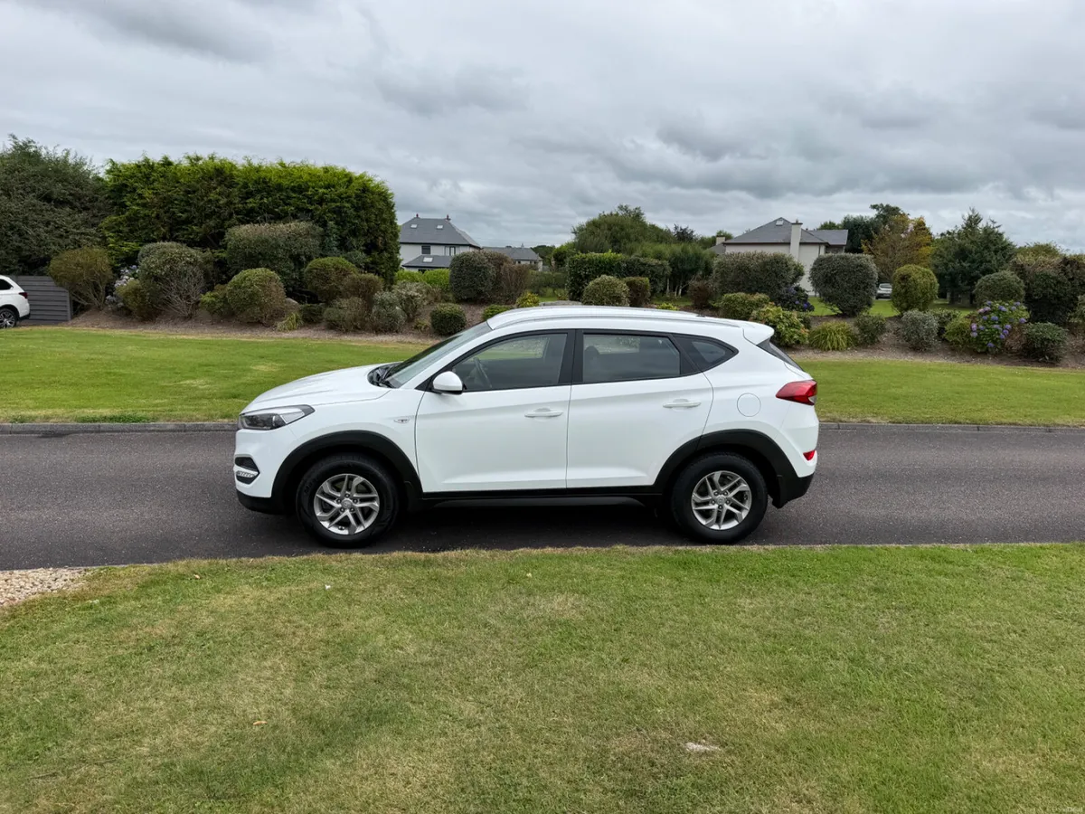 Hyundai Tucson 2016 - Image 2