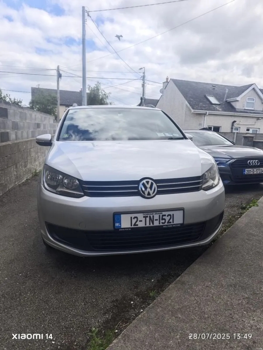 2012 Volkswagen Touran - Image 2