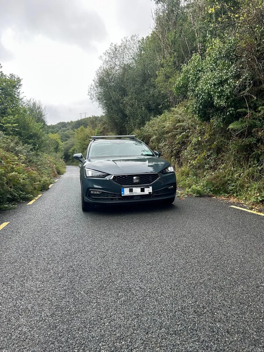 SEAT Leon 2025 - Image 1