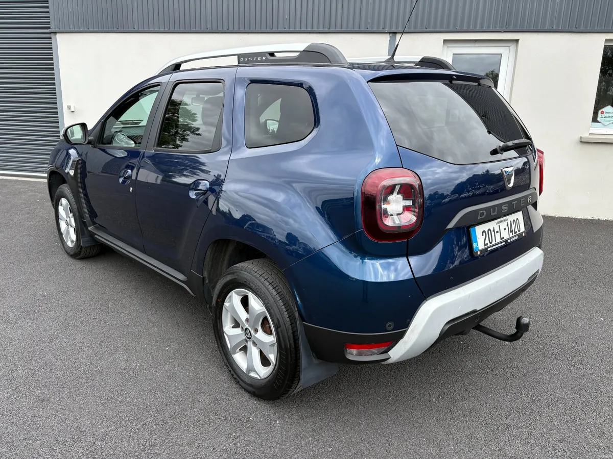 201 Dacia Duster Comfort 1.5 DCI 115HP  4WD - Image 3