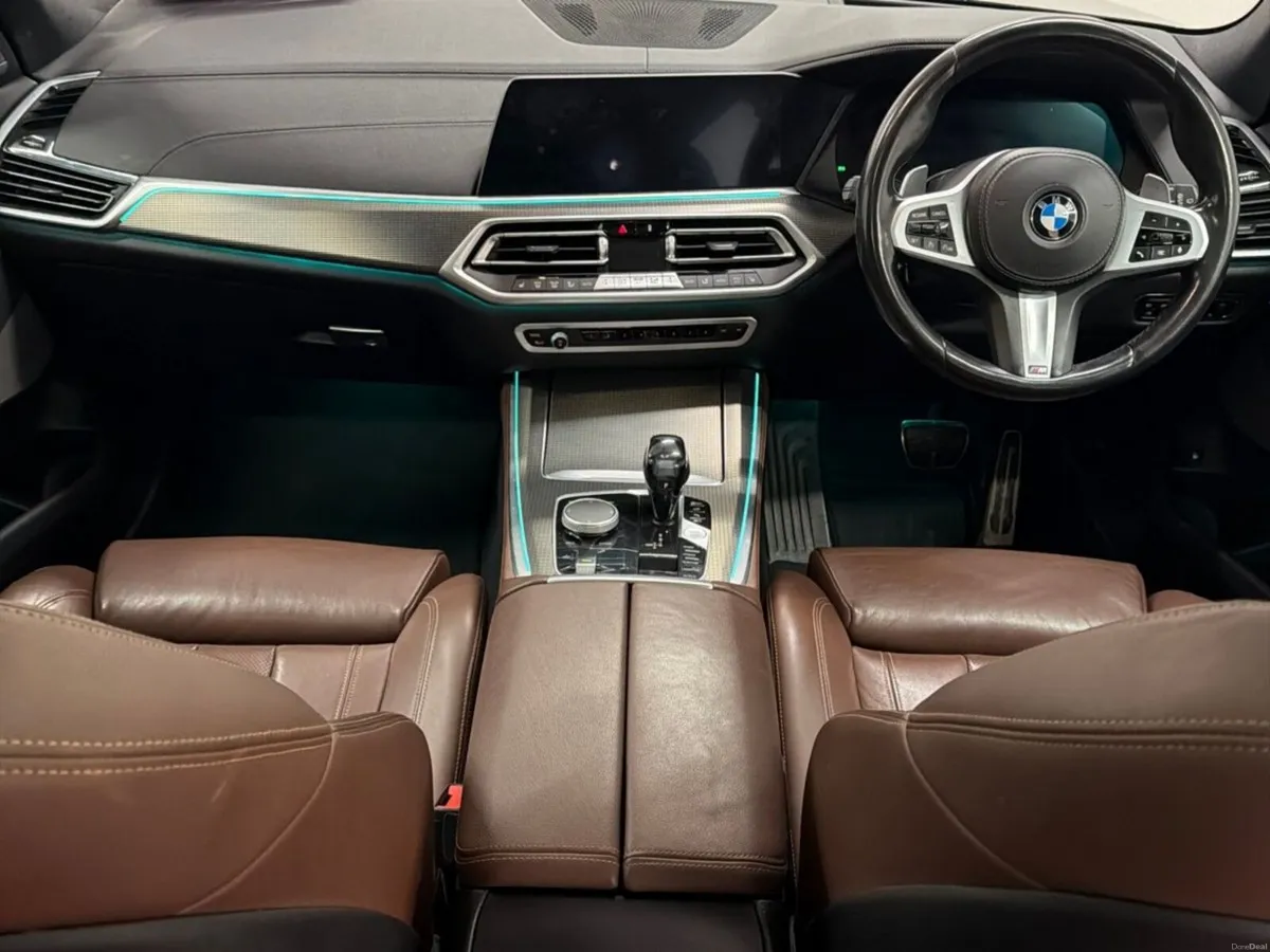BMW X5  xDrive45e M Sport - Panroof -Tech Pk - Image 4