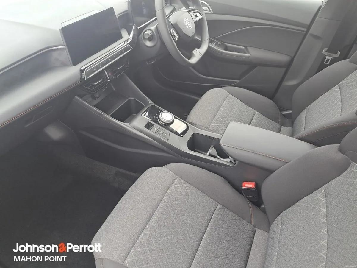 MG MG3 HYBRID AUTO *262 MODEL LIMITED OFFER* - Image 5