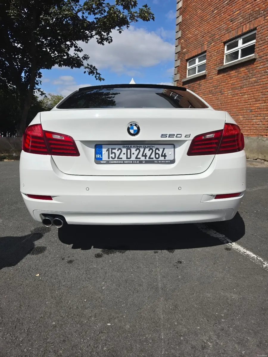 BMW 5-Series 2015 Automatic 520d - Image 3