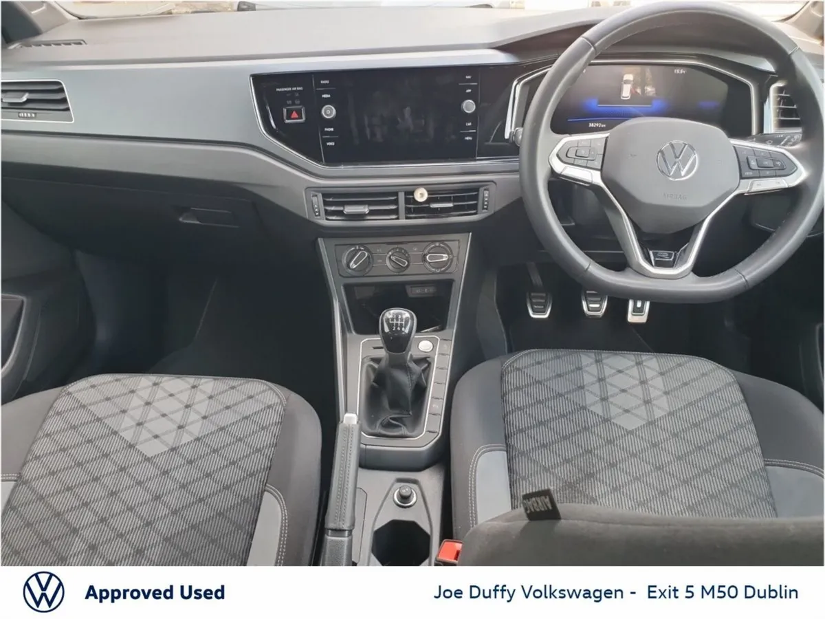 Volkswagen Taigo R-LINE 1.0 TSI 115HP M6F 75 MANUA - Image 2