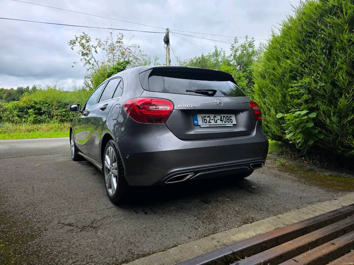 Mercedes Benz A series A180D sport - Image 5