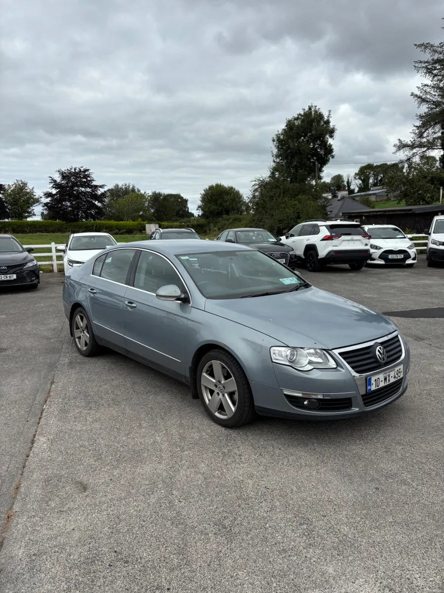 Volkswagen Passat 2010 - Image 3