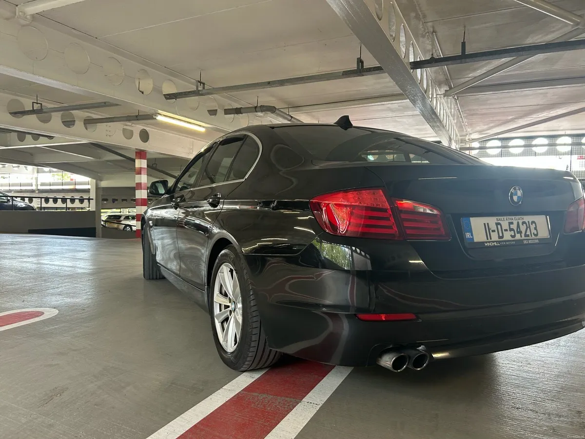 BMW 5 Series manual - Image 6