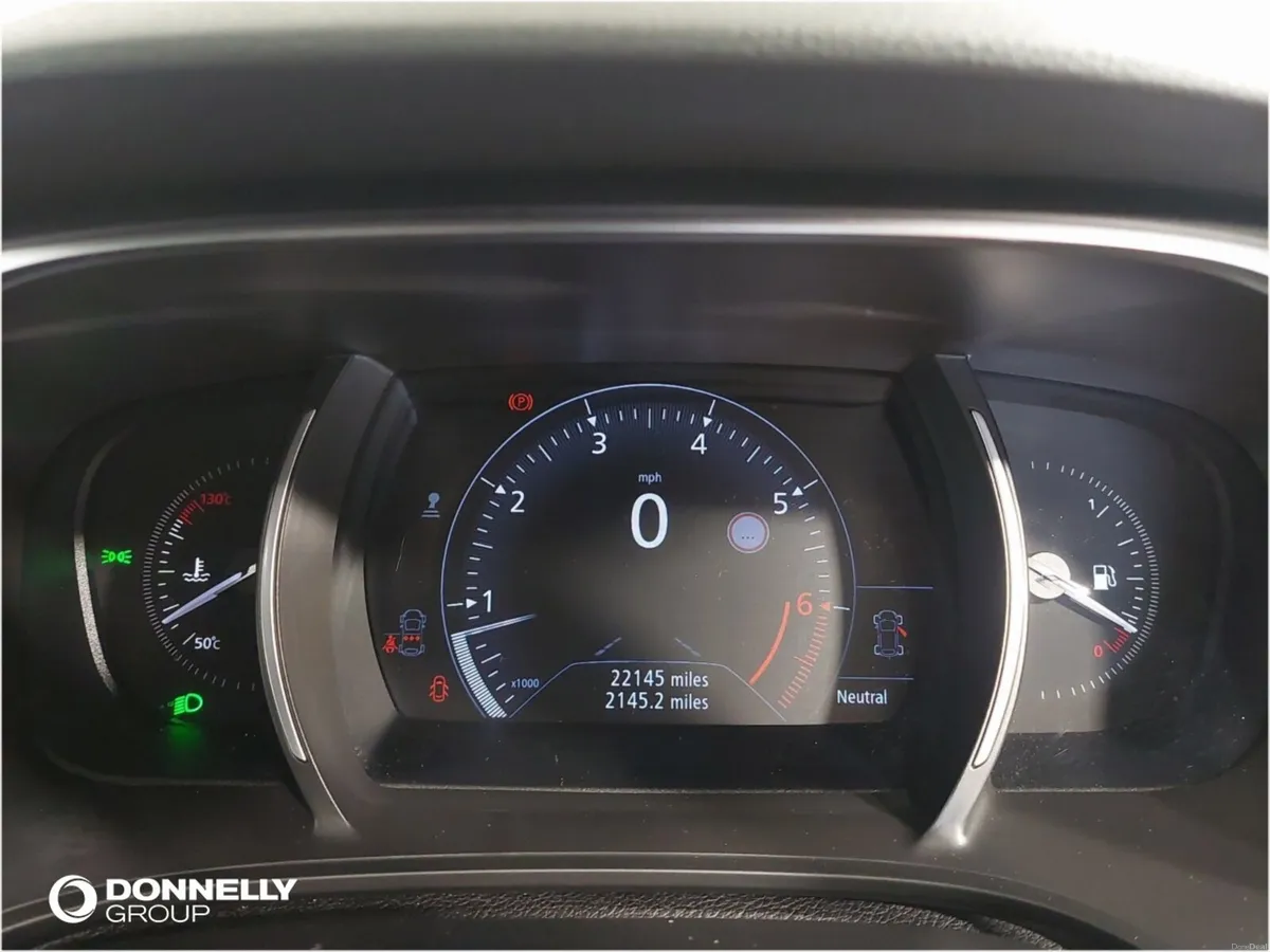 Renault Megane Hatchback Dynamique Nav - Image 6