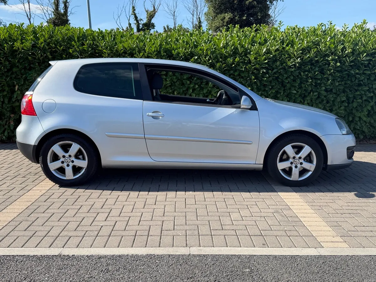 VOLKSWAGEN GOLF GT 1.6 PETROL AUTO NCT’D & TAXED - Image 5