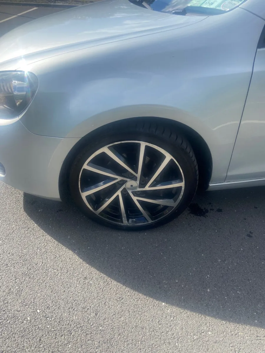 Volkswagen Golf 2012 - Image 4