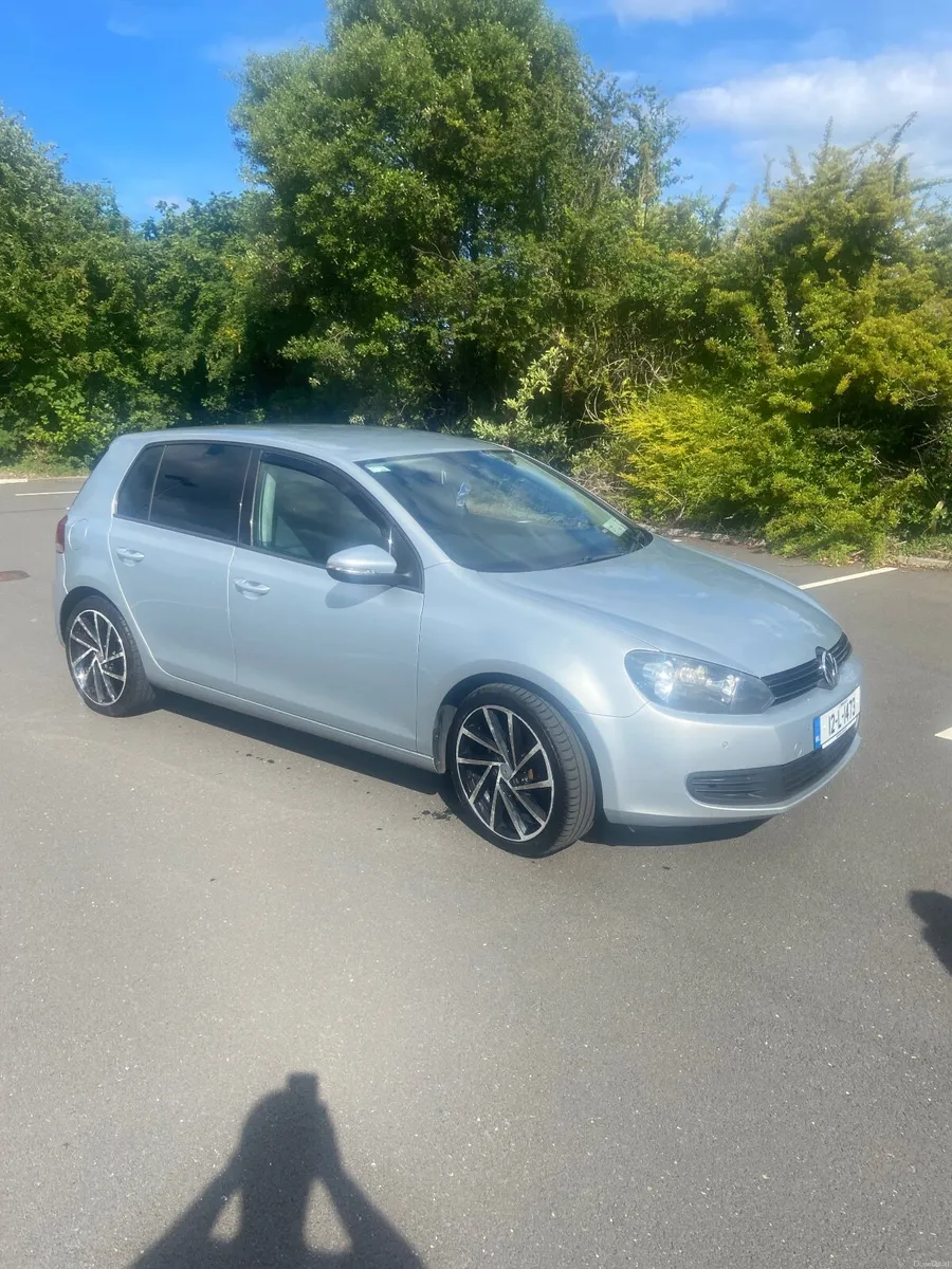 Volkswagen Golf 2012 - Image 1