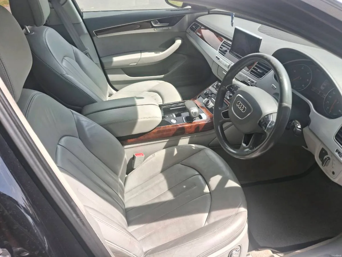 2012 Audi A8 - Image 6