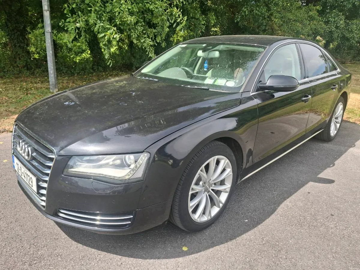 2012 Audi A8 - Image 4