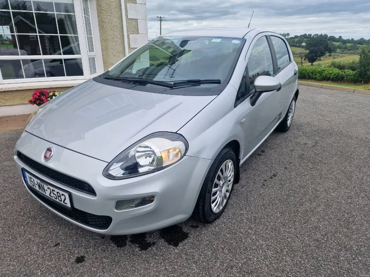 2015 fiat Punto - Image 1
