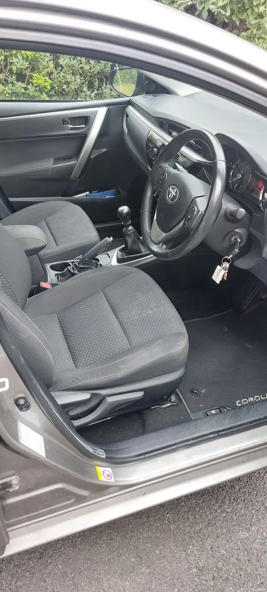 Toyota Corolla 2015 - Image 6
