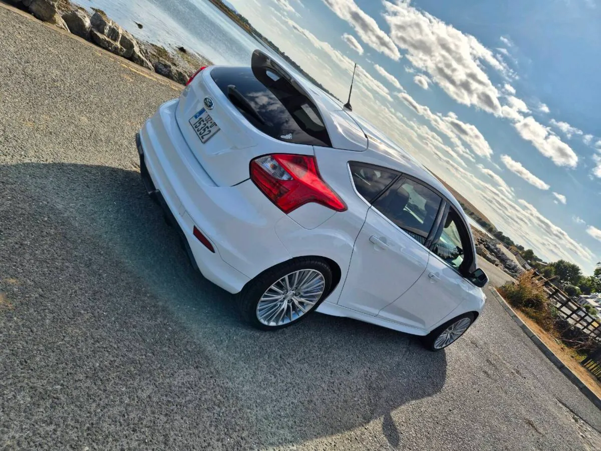 FOCUS ZETEC S - Image 3