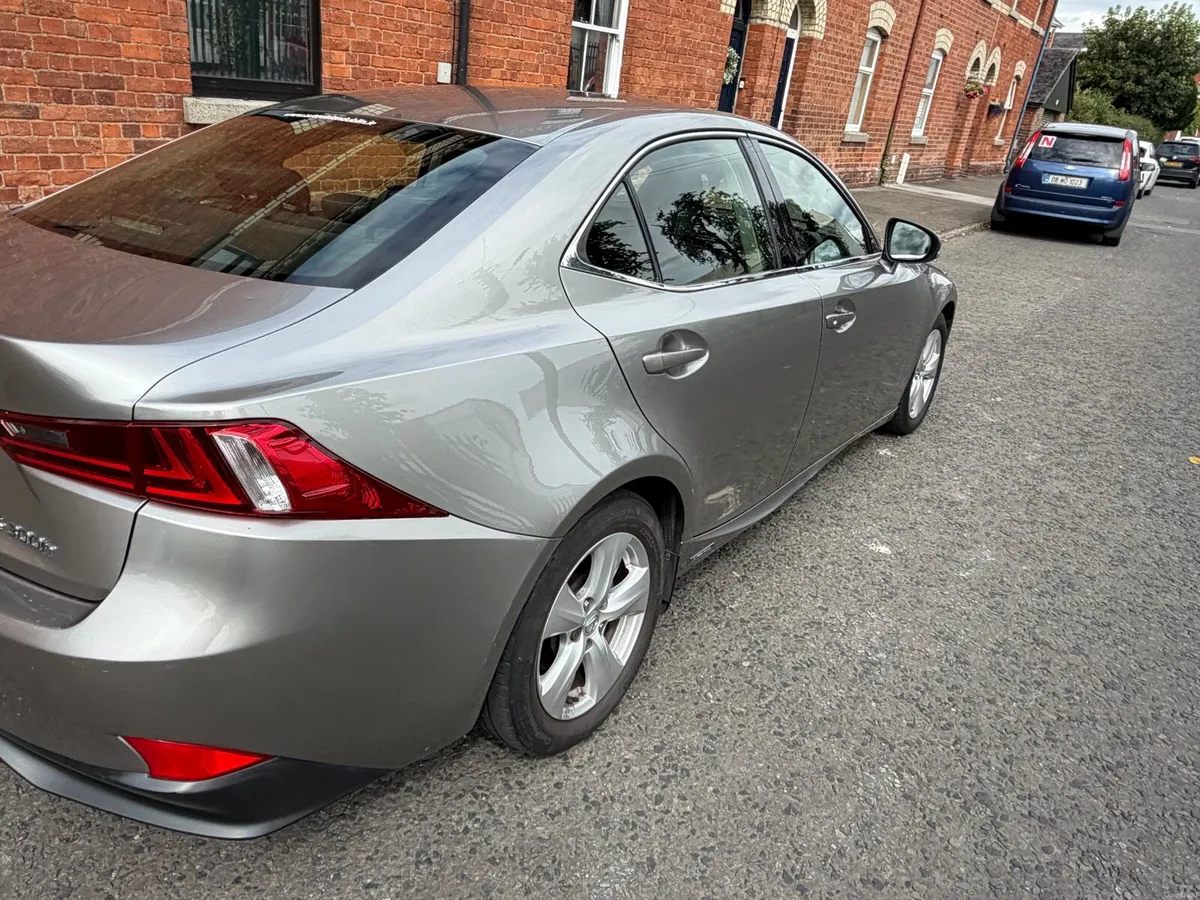 Lexus IS300 New Hybrid Battery - Image 3
