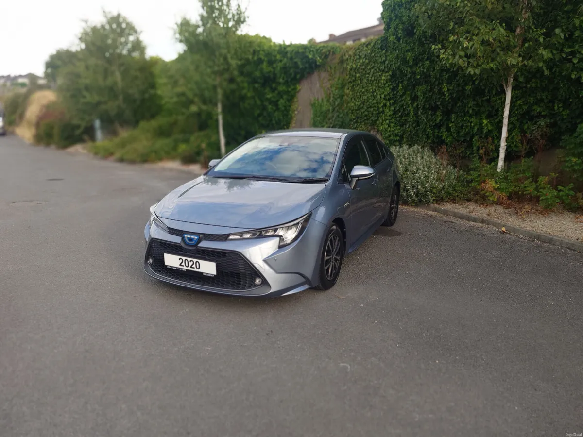 Toyota Corolla Hybrid S - Image 3