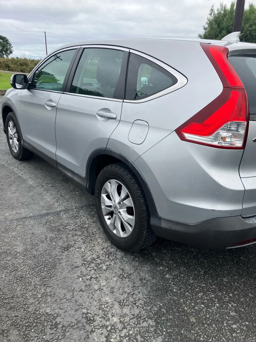 Car - Image 2