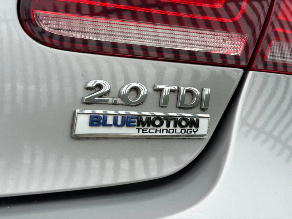 Volkswagen Passat 2.0 TDI 150PS 4DR - Image 6