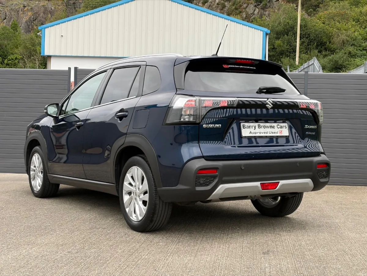 Suzuki S-CROSS MOTION HEV AUTO - Image 6