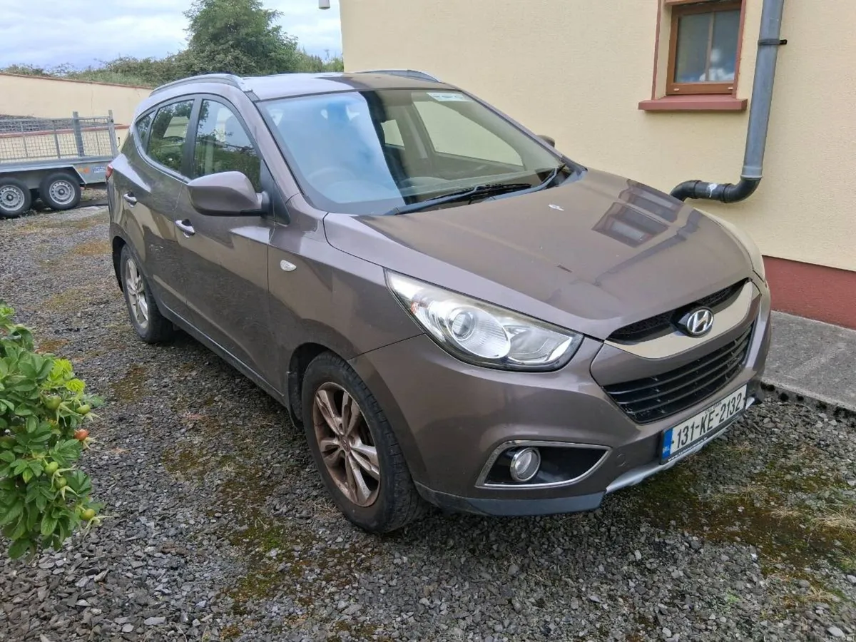 131 Hyundai ix35 - Image 2