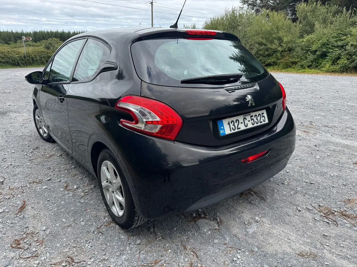 Peugeot 208 2013 - Image 5