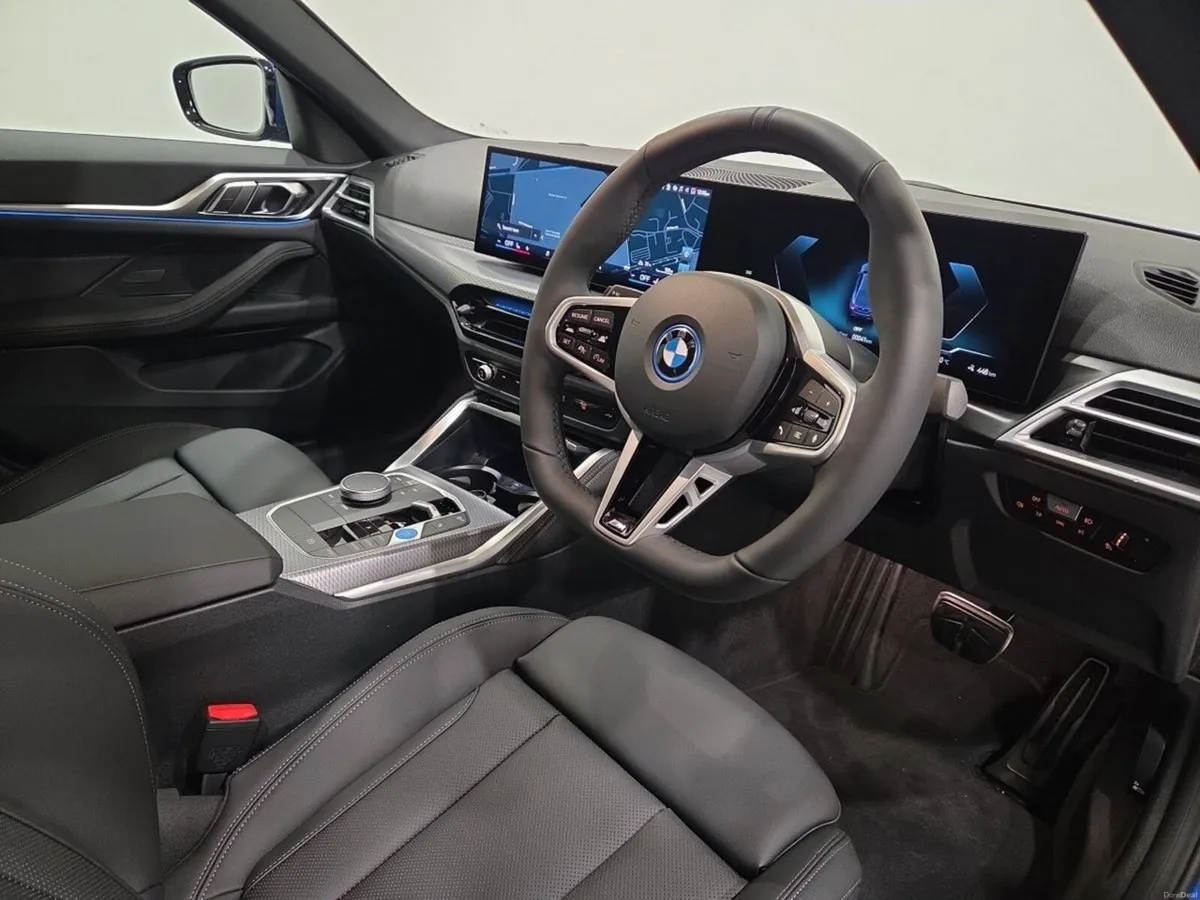 BMW i4 eDrive35 M Sport - Image 6