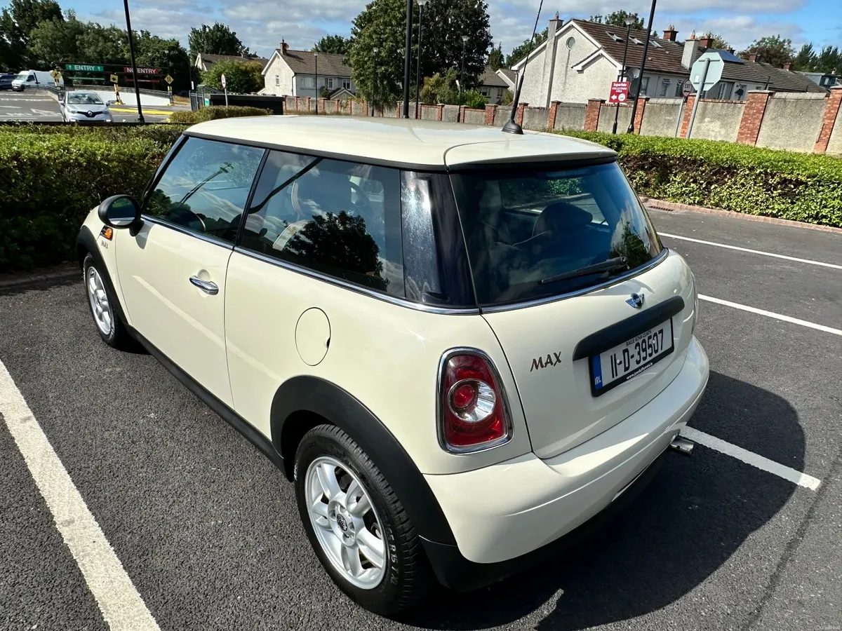 Mini First 2011 - Image 4