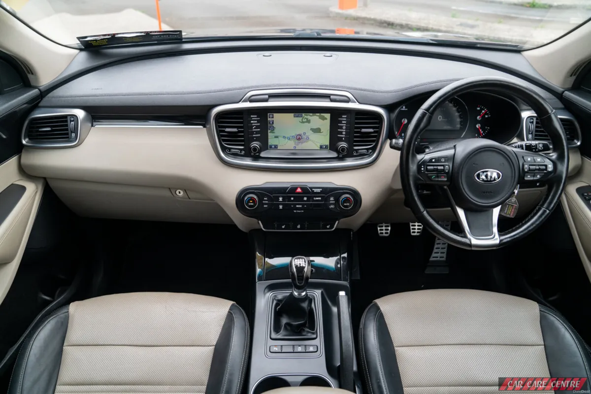2016 Kia Sorento 2.2 Diesel Platinum 7 Seater - Image 4