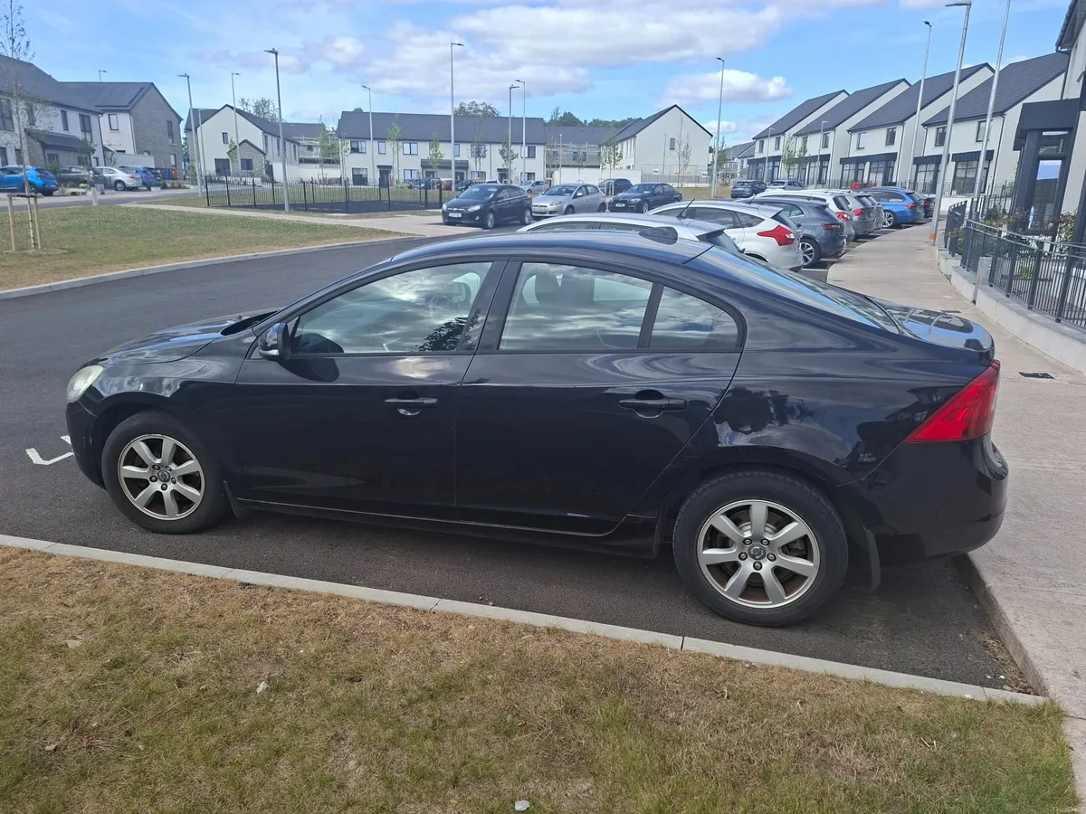 Volvo S60 2011 - Image 3