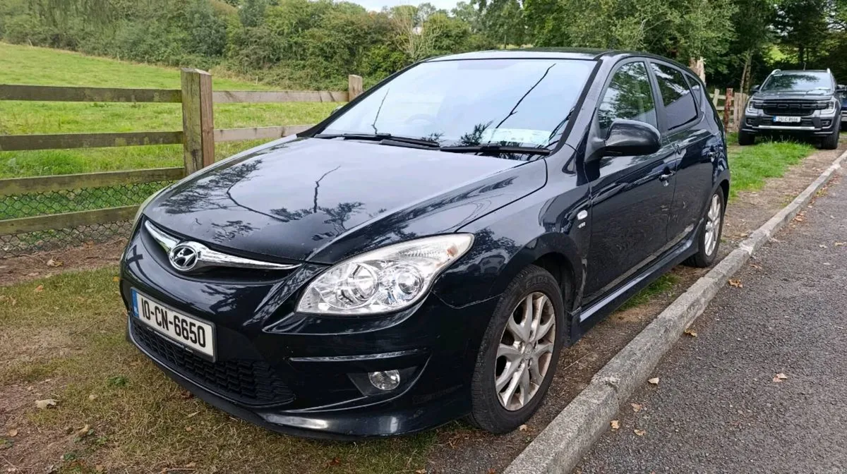 2010 Hyundai I30 Diesel Trade car - Image 1