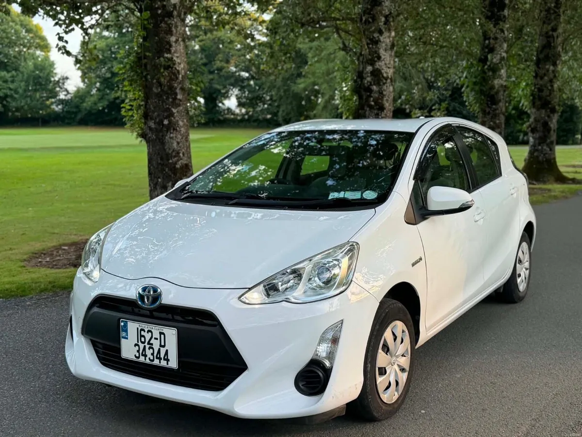 Automatic Toyota Aqua 1.5 Hybrid nct & tax - Image 3