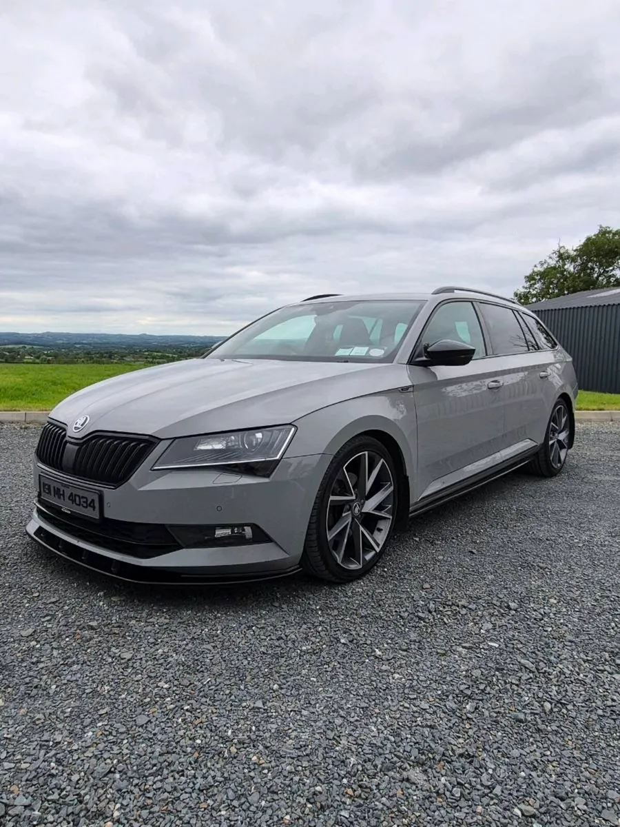 SKODA SUPERB SPORTLINE PLUS 190 - Image 1