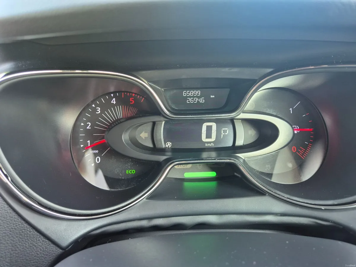 Renault Captur 2017 - Image 2