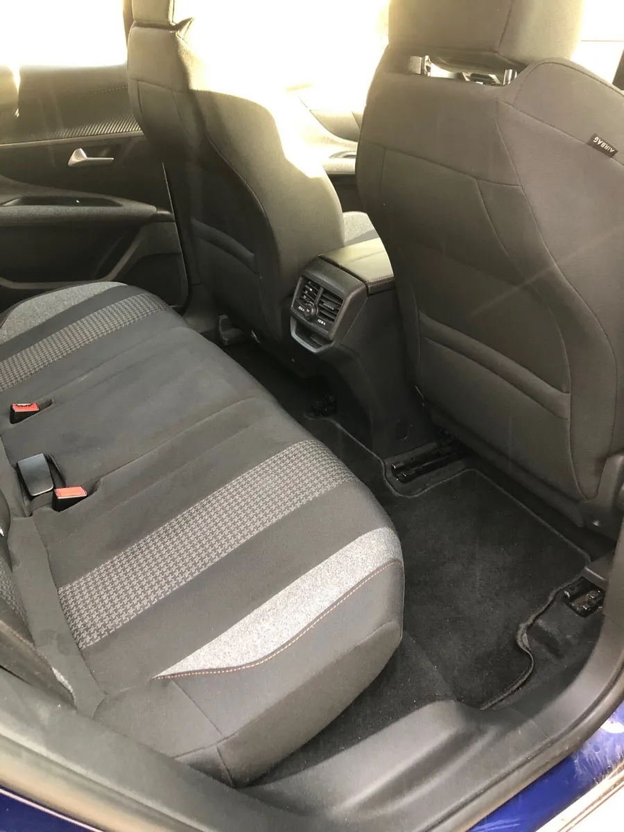 Peugeot 3008 - Image 6