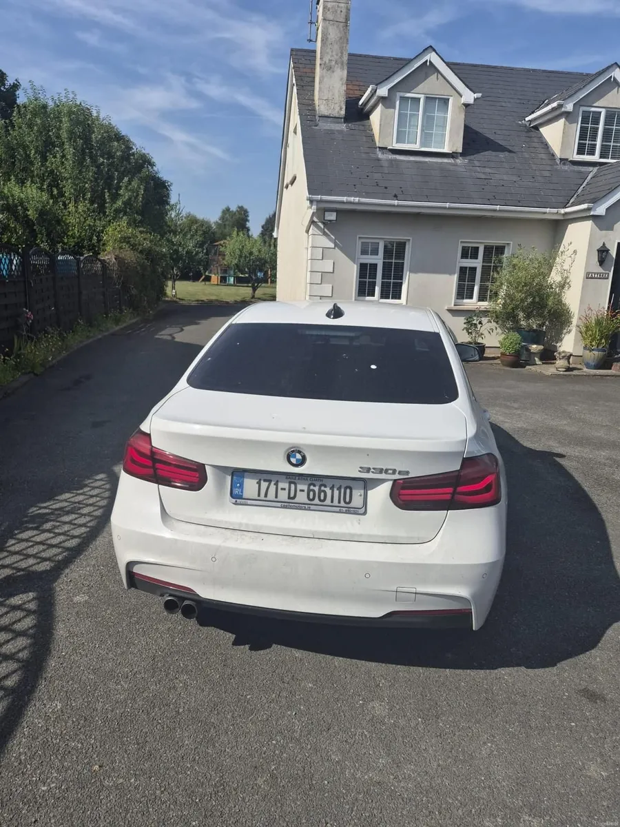 BMW 3-Series 2017 - Image 6