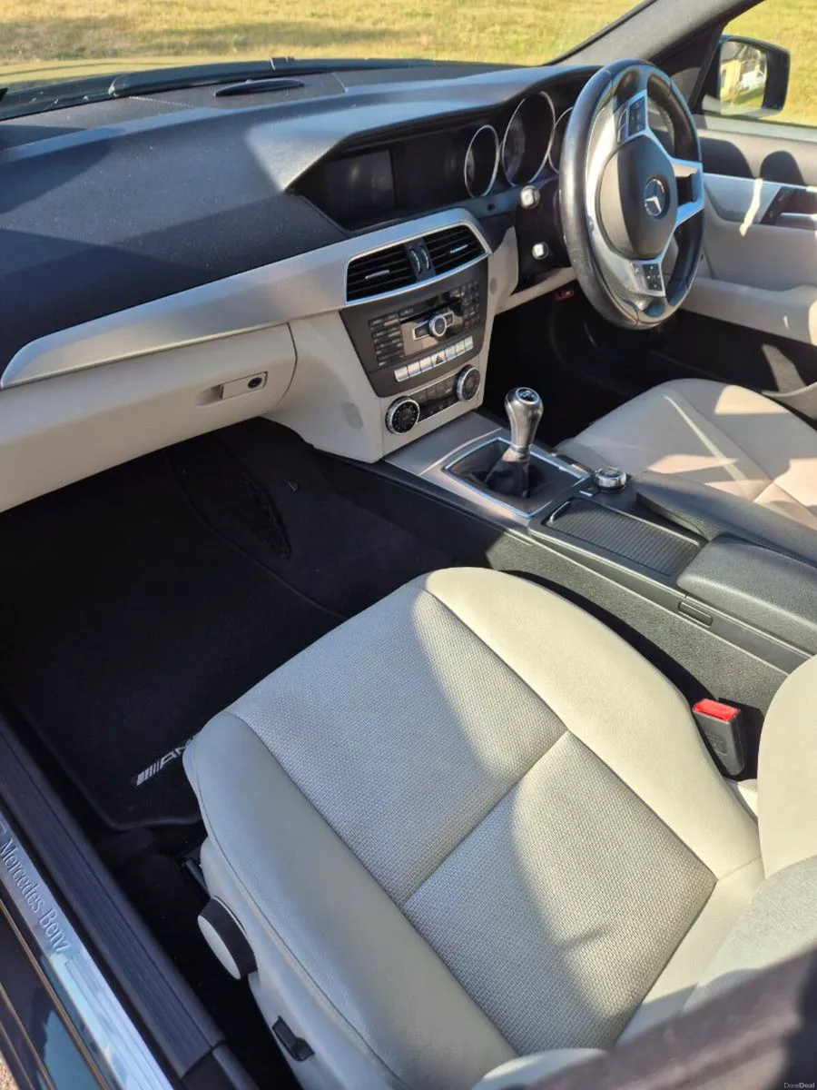 Mercedes c220d AMG Estate - Image 4