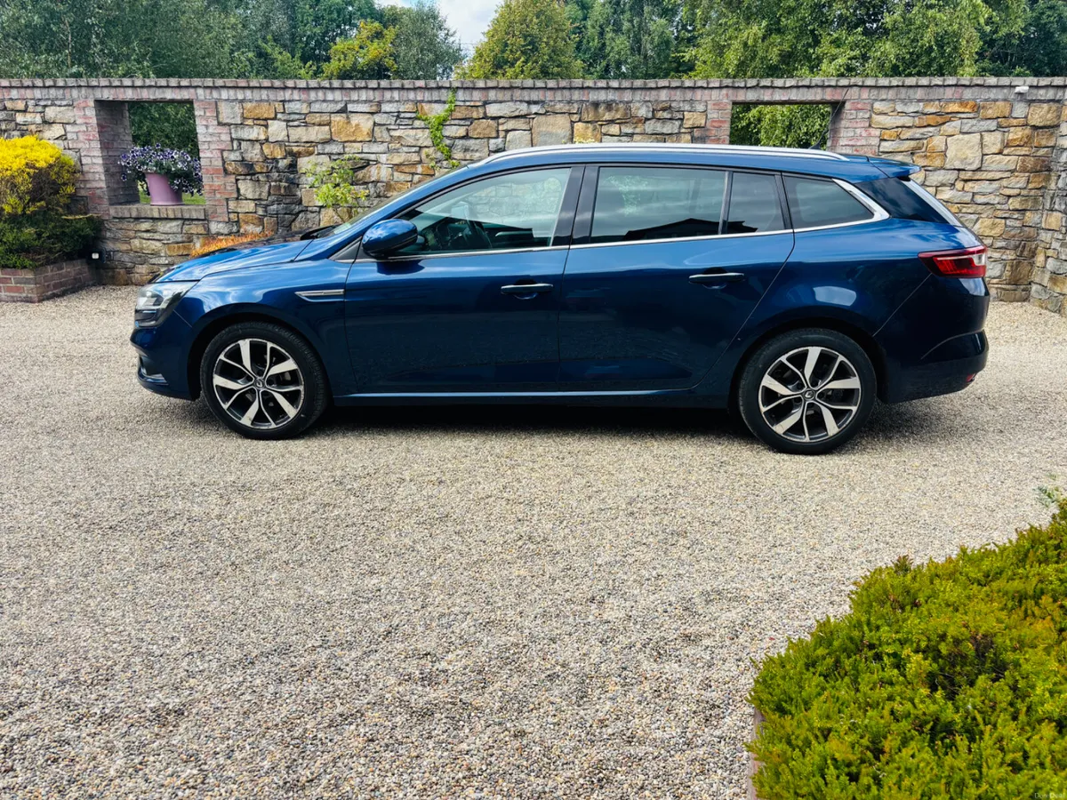 2017 Renault Megane Dyamique 1.5 dsl sports estate - Image 6