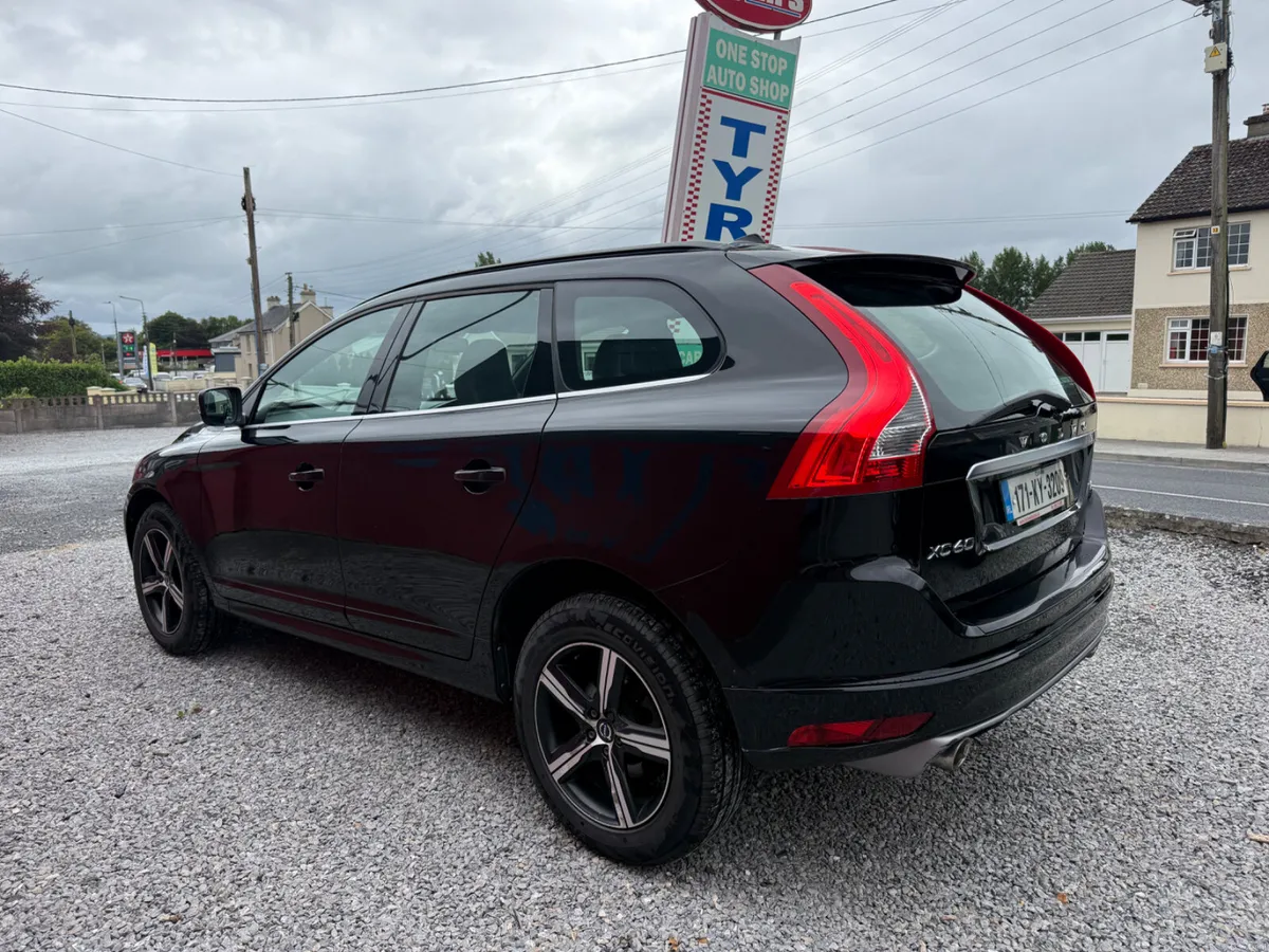 Volvo XC60 2017 R Design LOW KM - Image 6