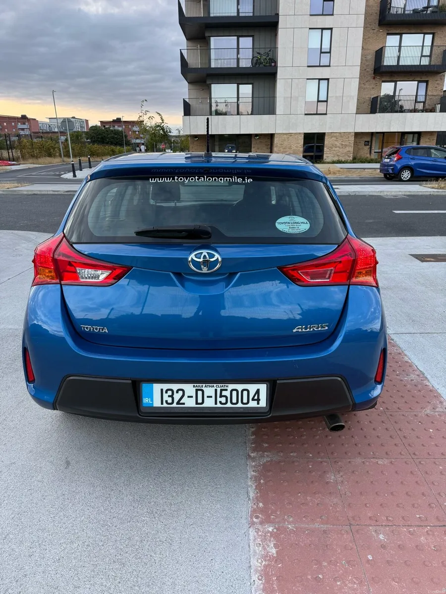Toyota Auris 1.33 patrol 2013  Low mileage - Image 3