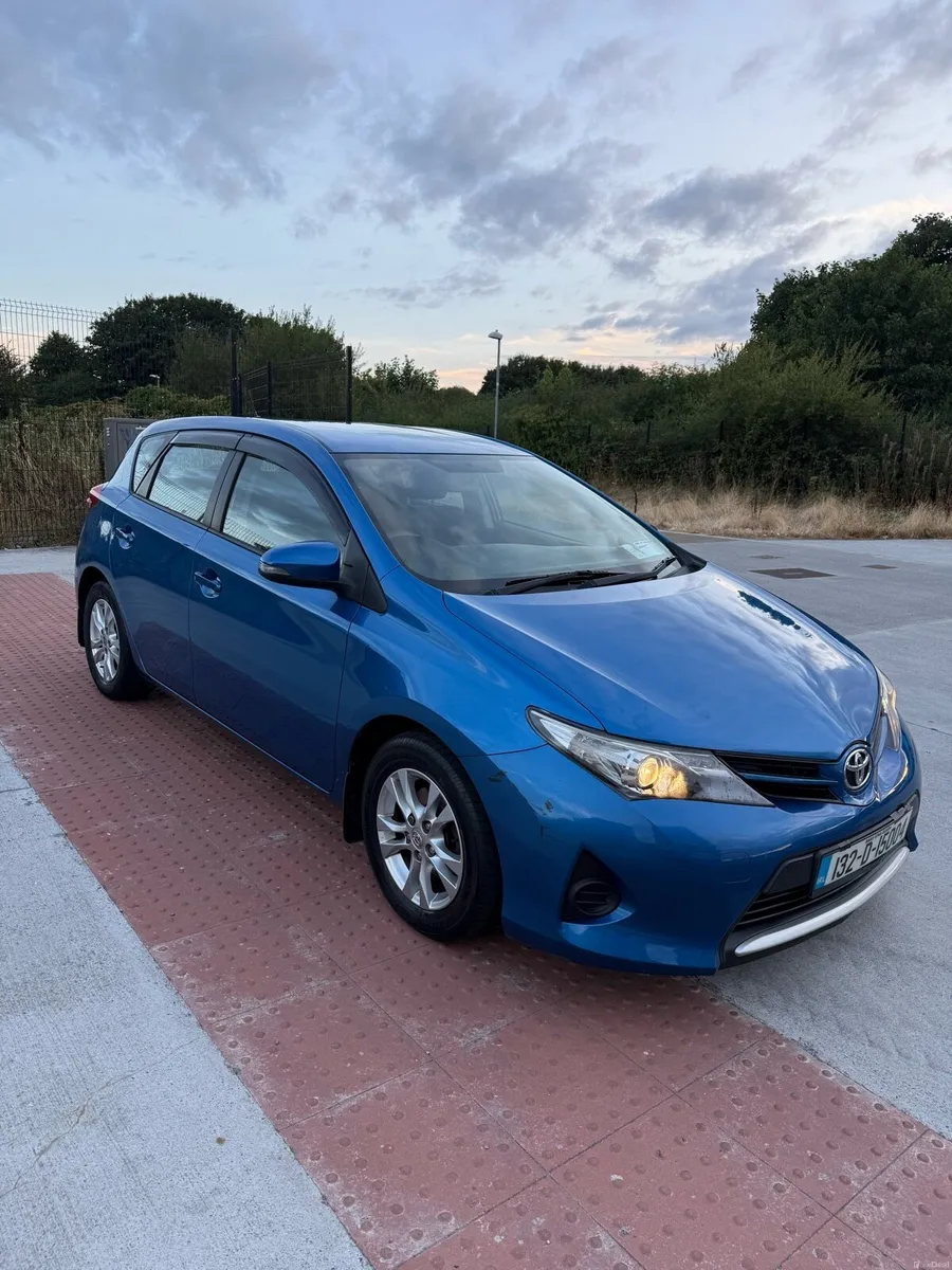 Toyota Auris 1.33 patrol 2013  Low mileage - Image 6