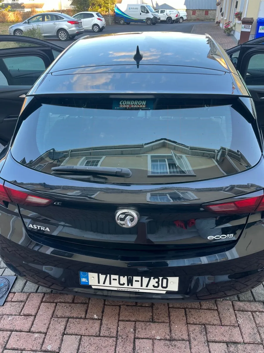 Vauxhall Astra 2017 - Image 3