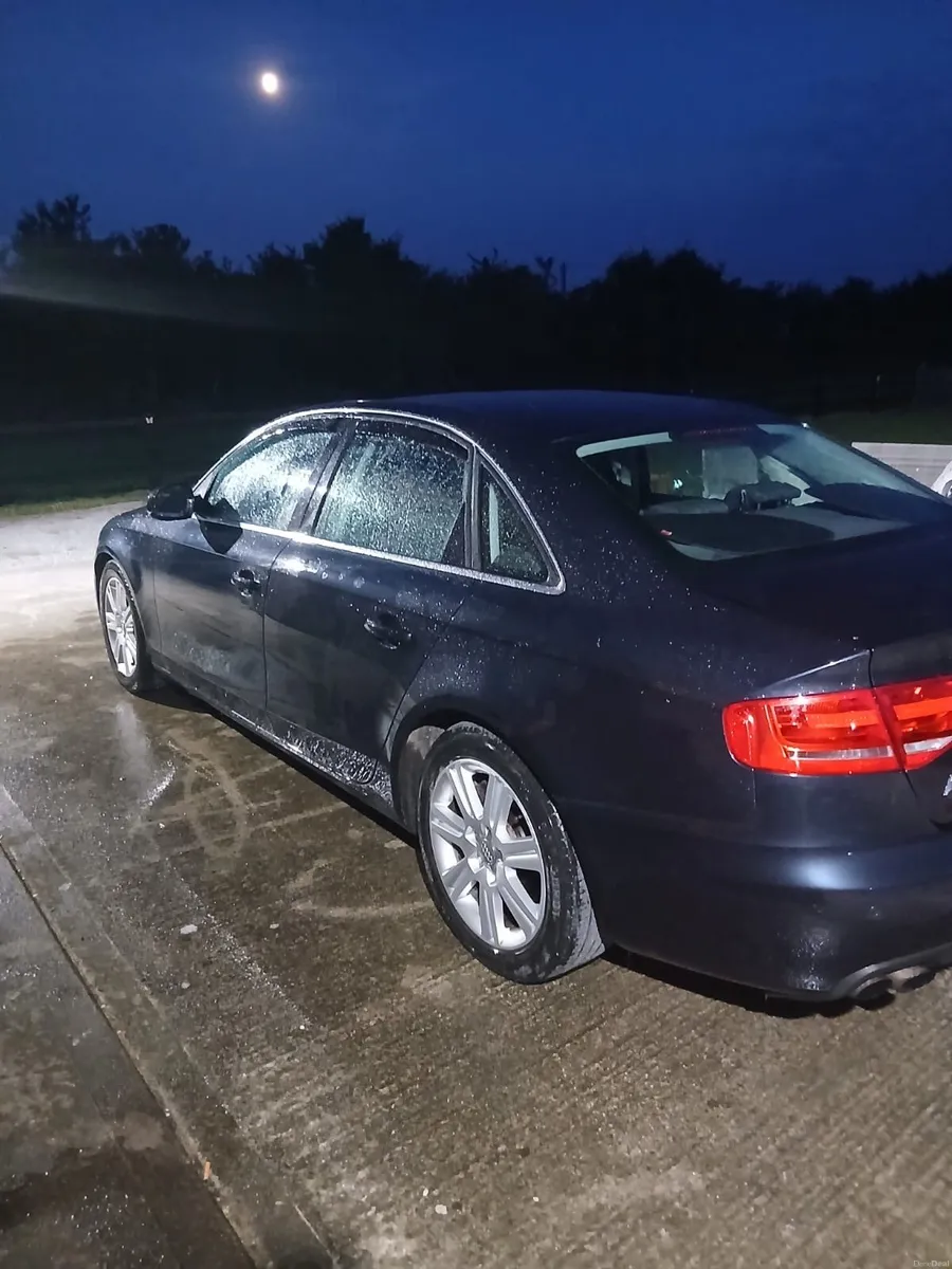 Audi A4 - Image 2