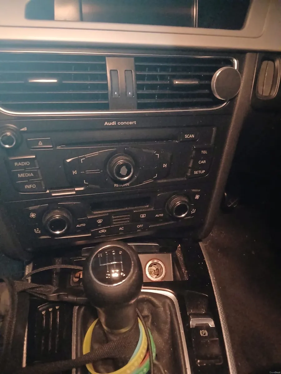 Audi A4 - Image 6
