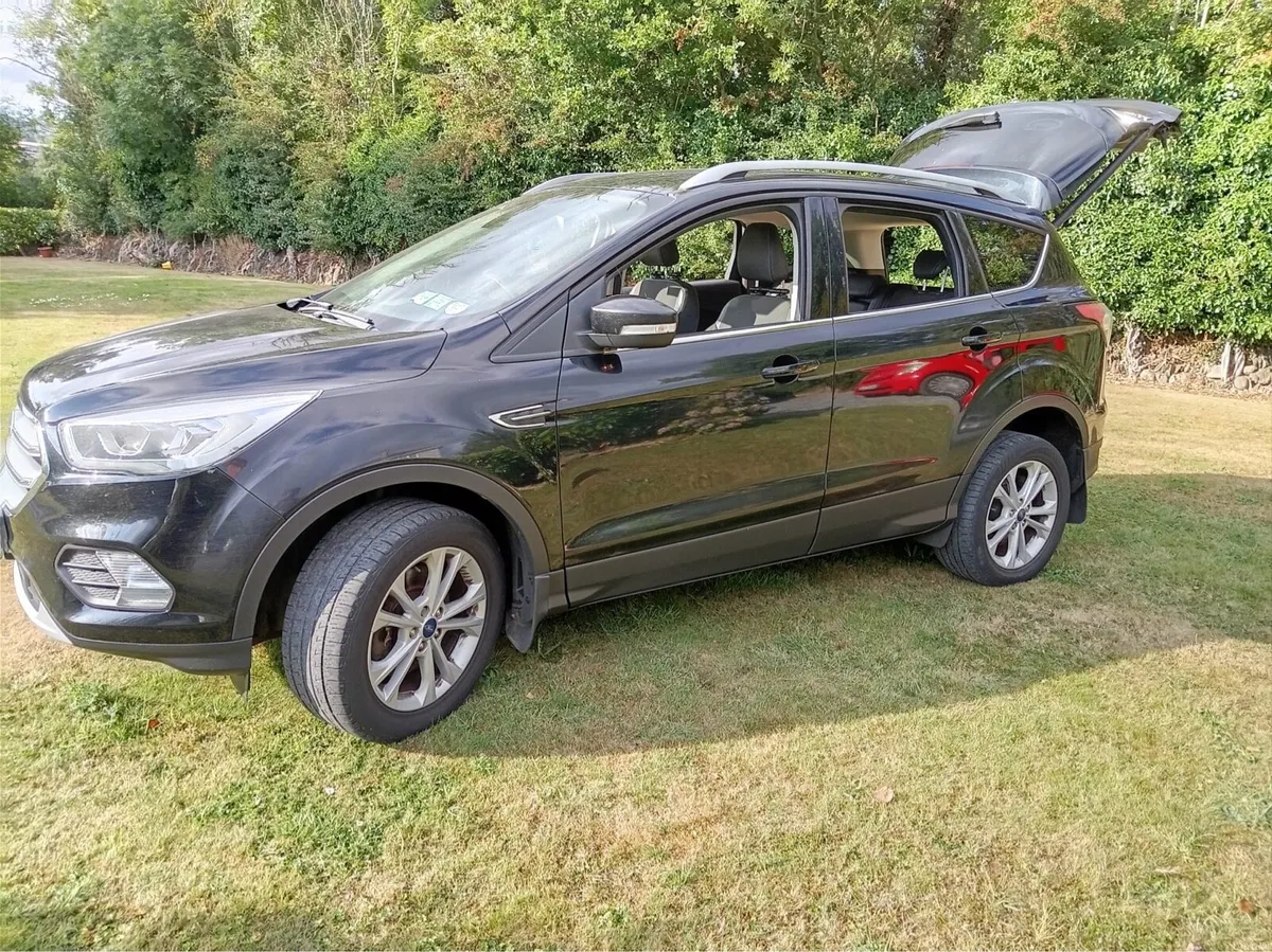 Ford Kuga - Image 2
