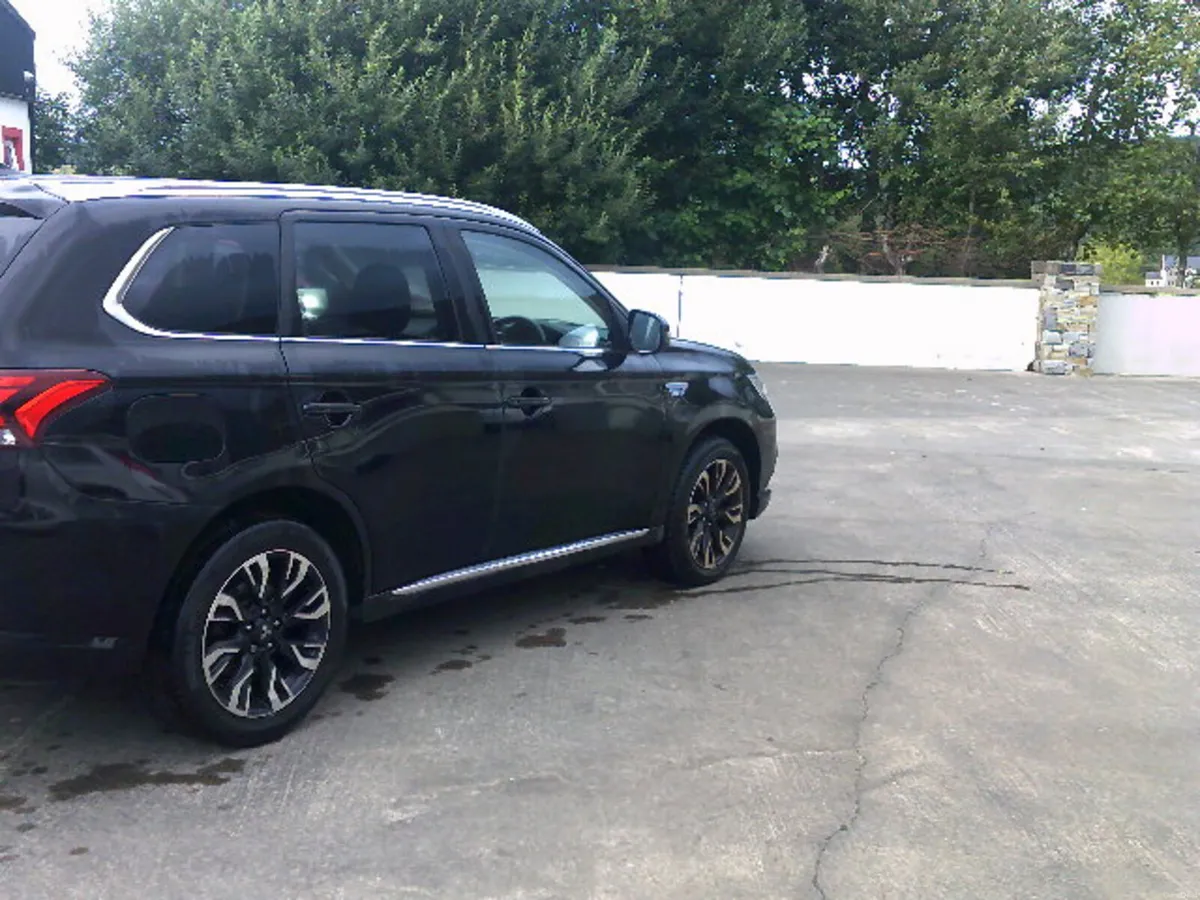 Mitsubishi Outlander 2018 - Image 5