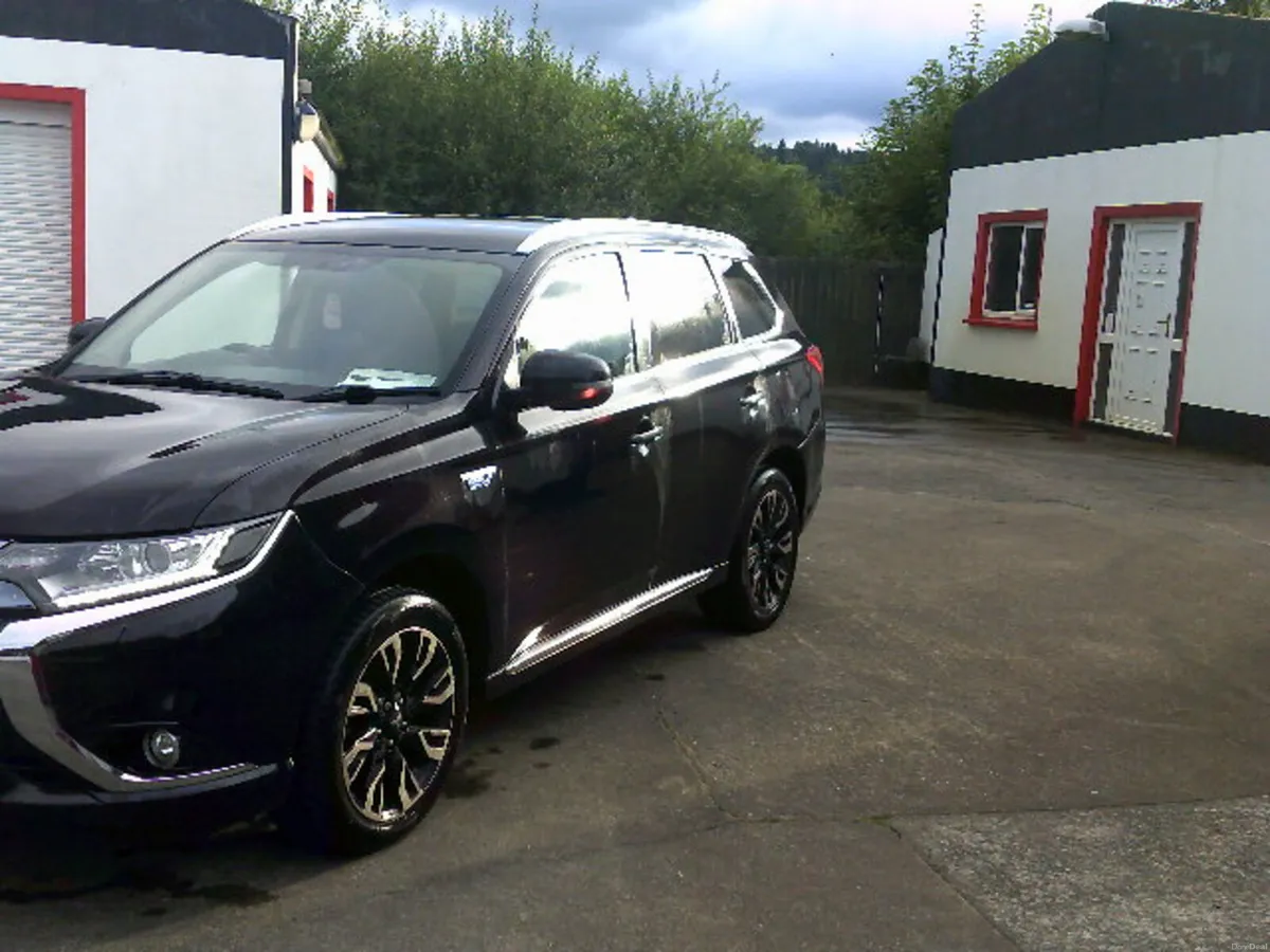 Mitsubishi Outlander 2018 - Image 3