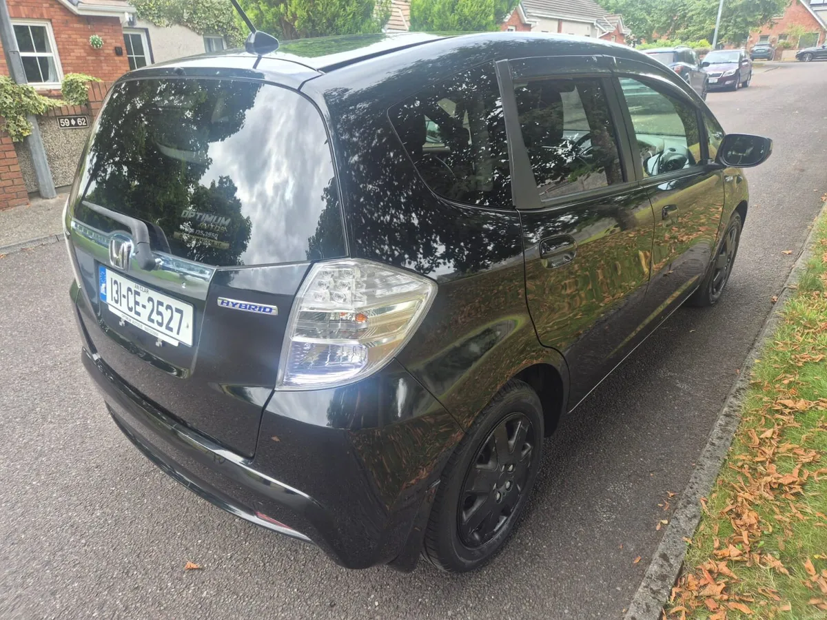 Honda Fit Hybrid Automatic (low milage) - Image 5